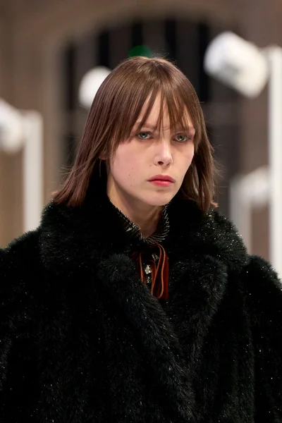 Look 21